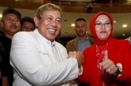 Baru Saja Sumbangkan APD untuk Covid-19, Mantan Rektor Unhas Dikabarkan Ikut Terinfeksi