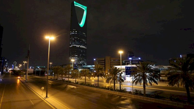 Suasana sepi di Saudi pasca pemberlakuan jam malam.