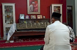 Kepada Andi Amran Sulaiman, Ibunda Jokowi: Kalau Ada yang Menfitnah Kamu, Doakan
