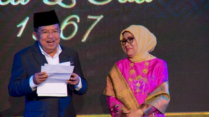 Jusuf Kalla bersama Mufidah dalam sebuah kesempatan beberapa waktu lalu.