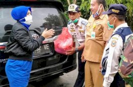 Ikut Cegah Wabah Corona, Andi Merly Salurkan APD ke Tim Gugus Tugas dan Tenaga Medis 