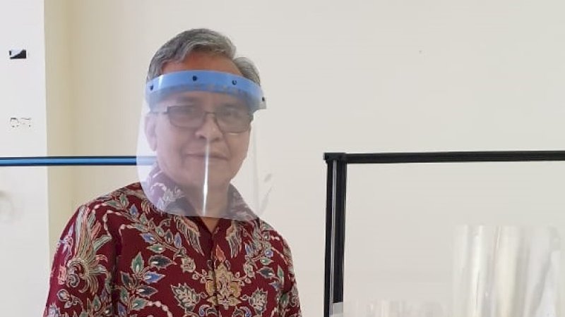 AK-Manufaktur Bantaeng Buat Face Shield Anti Covid-19 untuk Tenaga Medis