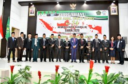 Gubernur Sulsel Pimpin Upacara Amal Bakti Kemenag RI ke-74