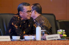 Gubernur ke Komisaris Utama Bank Sulselbar: Perkuat SDM dan Tim IT