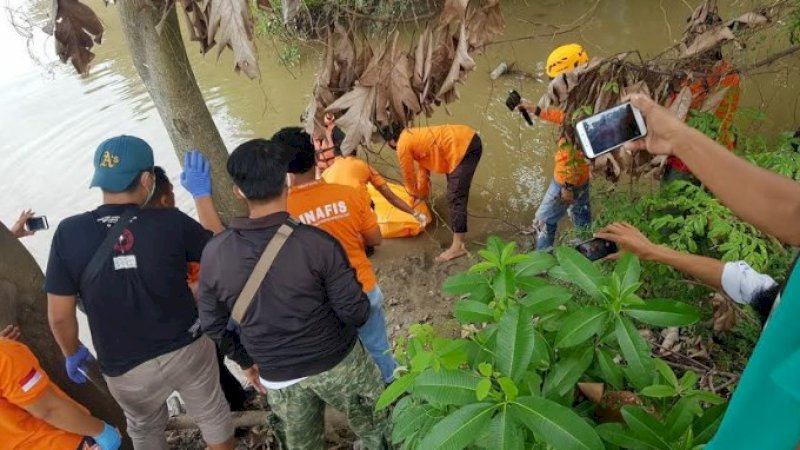 Penemuan mayat di Pinrang.