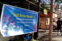 Komunitas Masyarakat Sulsel Sebar Spanduk Dukung Pemerintah dan Ikuti Imbauan Kapolda