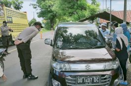 Semua Orang yang Masuk Jeneponto Dites Suhu Badan, Identitas Ikut Diperiksa