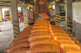 Lewat Pemprov Sulsel, Semen Tonasa Sumbang Rp100 Juta untuk Warga Terdampak Covid-19