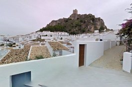 11 Ribu Orang Tewas dari 117.000 Kasus di Spanyol, Penduduk Kota Wisata Ini Kebal Covid-19?