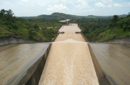 Pintu Air Bendungan Bili-Bili Dibuka, Warga Diminta Tak Beraktivitas di Sungai Jeneberang
