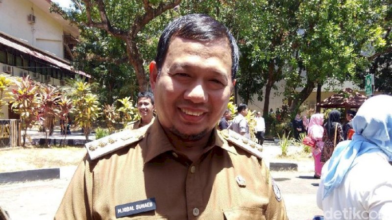 fpto: PJ Wali Kota Makassar, Iqbal Suhaeb.