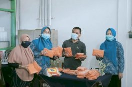 Istri Bupati Jeneponto dan Ketua DPRD Tinjau Produksi Masker di BLK