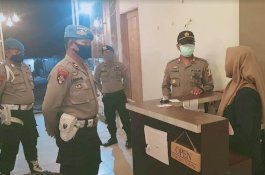 Banyak Warga Jeneponto Tak Peduli Anjuran Tinggal di Rumah, Polisi Sisir Warkop dan Kafe