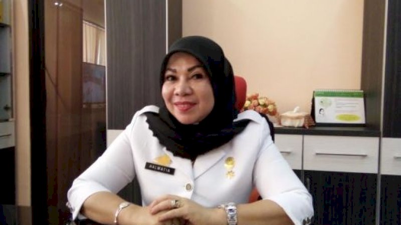 Pelaksana Tugas Kadis Kesehatan Parepare, Halwatia.