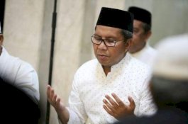 Patuhi Anjuran Jokowi, Danny Pomanto Lakukan Ini di Rumah