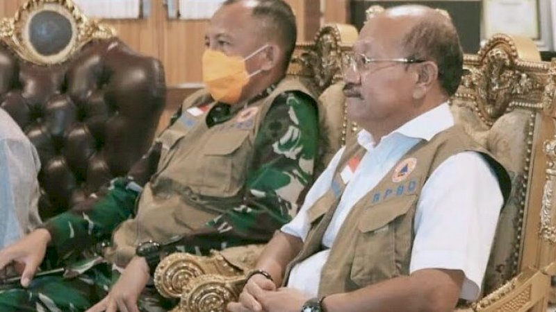 Bupati Jeneponto, Iksan Iskandar bersama Dandim 1425 Jeneponto, Letkol Inf Irfan Amir.