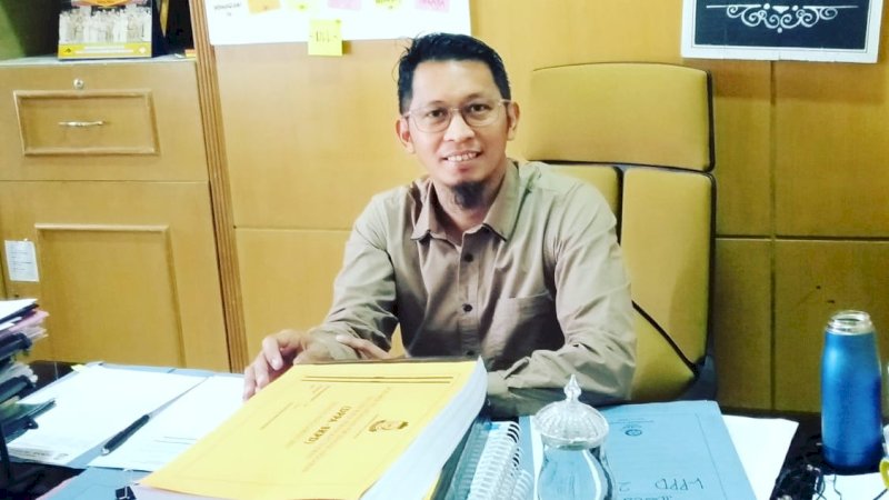 Humas Dinas PU Makassar, Hamka Darwis