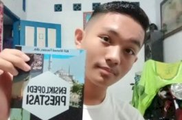 Siswa SMP Islam Athirah Bone Rilis Buku Ensiklopedi Prestasi, Berisi Cerita Sukses Para Alumni