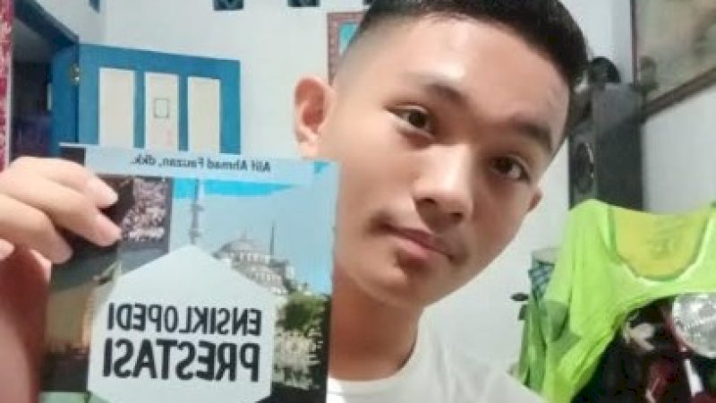 Siswa SMP Islam Athirah Bone Rilis Buku Ensiklopedi Prestasi, Berisi Cerita Sukses Para Alumni