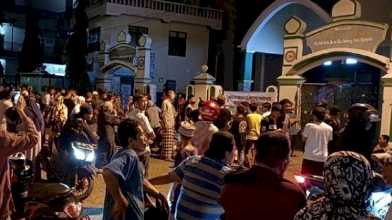 Sebagian warga Parepare belum mengikuti imbauan pemerintah dan MUI.   