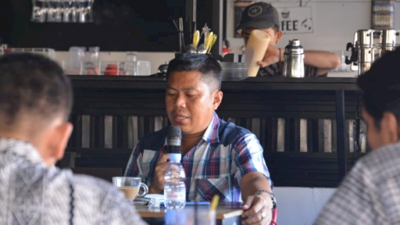 Kadis Kominfo Kabupaten Sinjai, Irwan Suaib