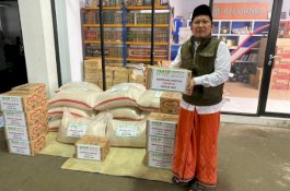 Satgas Covid-19 MUI Bagikan Bantuan kepada Imam, Marbut, dan Warga yang Sering Salat di Masjid