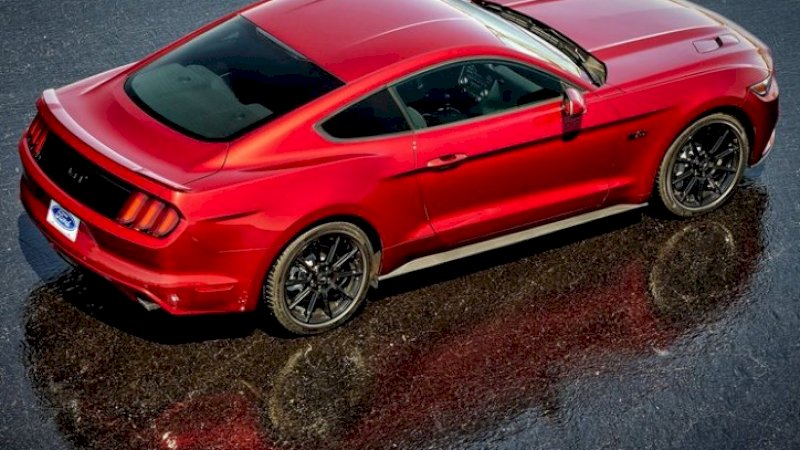 Ford Mustang milik Charity Salyers.