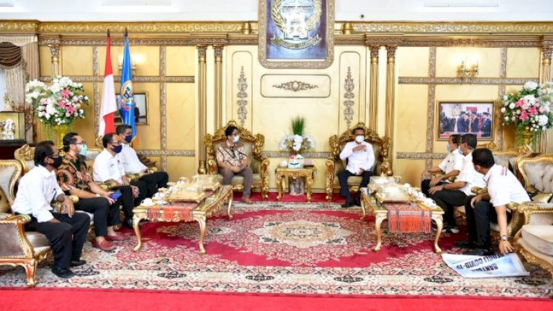 Gugus Tugas Penanganan Covid-19 Terima Bantuan Gula dan Bahan Pokok dari Sejumlah Pengusaha&nbsp;
