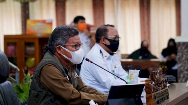 Wali Kota Parepare, Taufan Pawe (kiri). 