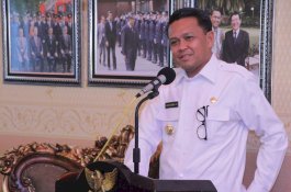 Bantu Pekerja, BPJS Ketenagakerjaan Serahkan Paket Sembako Lewat Gubernur Sulsel