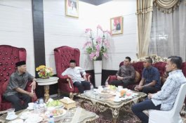 Silaturahmi ke Jeneponto, Danrem 141 Toddopuli Brigjen TNI Djasar Djamil Buka Puasa di Rujab Bupati