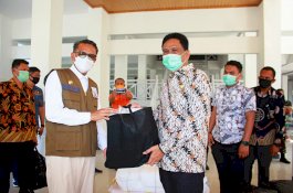 Suardi Saleh ke Gubernur Sulsel: Terima Kasih Atas Kunjungan dan Bantuannya