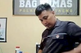 Roboh di Arena Sabung Ayam di Bulukumba, Pria Ini Digotong Rekannya ke Pinggir Jalan Bantaeng