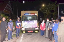 Dipercepat, Andi Seto Kirim Paket Sembako untuk Warga Sinjai di Makassar