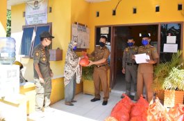 Gerak Cepat Pemkab Takalar Salurkan Beras kepada Warga Terdampak Corona