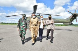 Bareng Forkopimda ke Selayar, Gubernur Sulsel Salurkan Bantuan dari Para Donatur