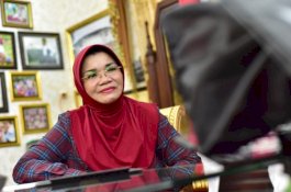 Temu Wicara Virtual dengan Puspita Milenia Takalar, Lies Ungkap Rutinitas Bersama Nurdin Abdullah