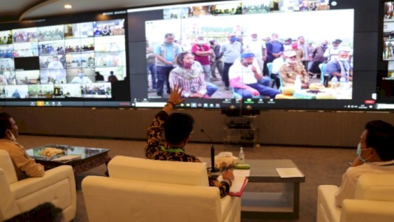 Mentan Syahrul saat melakukan video conference melalu Agriculture War Room (AWR), Selasa (12/5/2020).