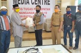 PGRI Bantaeng Bantu 3 Ton Beras untuk Penanganan Covid-19