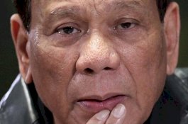 Dua Bulan Tak Ketemu Keluarga, Duterte Pulang ke Davao Usai Perpanjang Lockdown di Manila