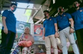 Berusaha Bahagiakan Orang Lain, Komunitas Ershi Polres Jeneponto Sisir Warga Kurang Mampu