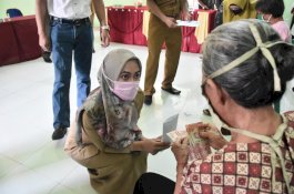 IDP Serahkan Bantuan: Harus Sejalan dengan Kepatuhan Masyarakat