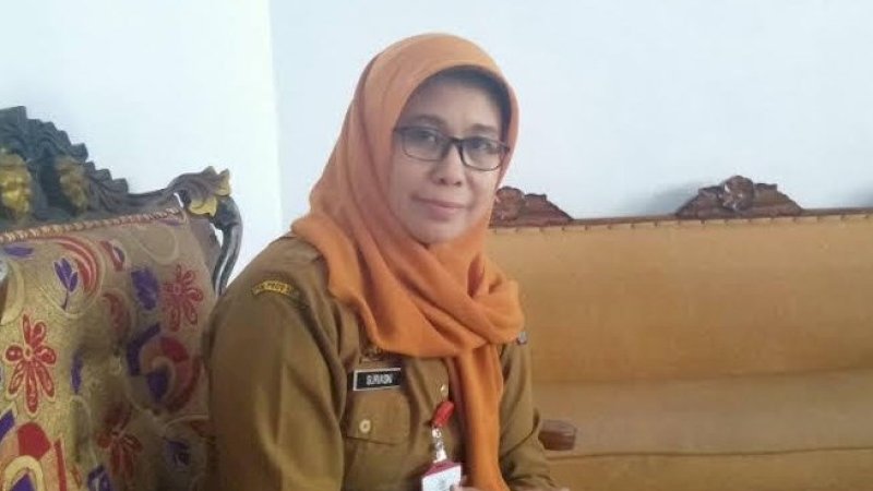  Juru bicara Tim Gugus Percepatan Penanganan Covid-19 Kabupaten Soppeng, Suriasni