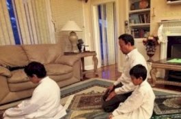 Panduan Lengkap Idulfitri 1441 H di Rumah: Dari Dalil, Takbiran, Salat Id, hingga Adab Pasca Lebaran