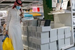 Covid-19 Mengubah Tradisi di Arab Saudi; Toko Tak Lagi Tutup saat Azan Berkumandang
