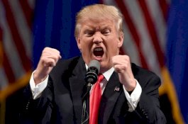 Sehari 1.255 Meninggal, Donald Trump Ancam Gubernur yang Tidak Buka Kembali Rumah Ibadah