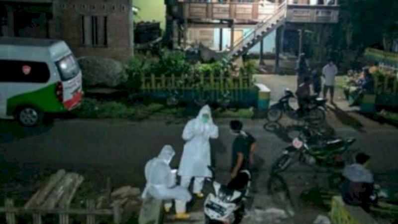 Pasien positif Covid-19 di Kabupaten Soppeng yang sempat kabur saat akan dijemput petugas Public Safety Center (PSC) 119, Jumat malam (22/5/2020), akhirnya ditemukan.