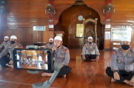 Sehari Jelang Idulfitri, Personel Yon C Pelopor Brimob Rekaman Video Takbiran
