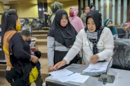 Pedagang Asongan Pelabuhan Parepare Terpaksa Jual Perabotan Rumah untuk Makan