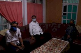 Sembuh dari Covid-19, Bupati Barru Antar Santri Cluster Temboro Pulang ke Rumahnya